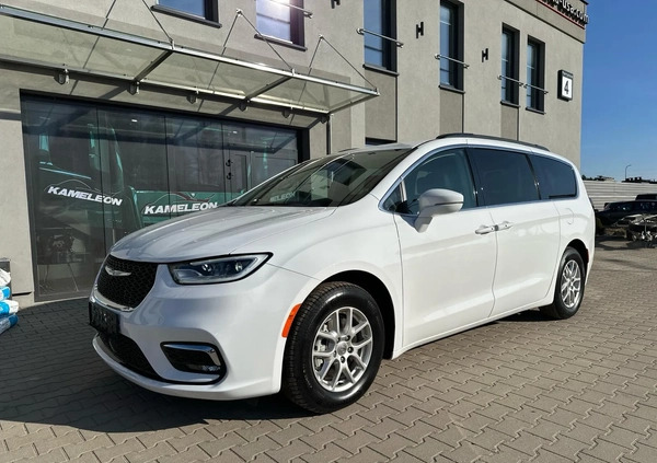 Chrysler Pacifica cena 159000 przebieg: 47098, rok produkcji 2022 z Ozimek małe 277